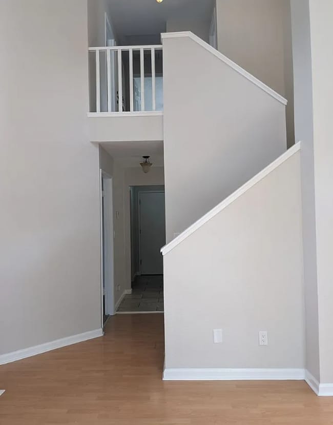 Building Photo - Adorable Suisun City Home