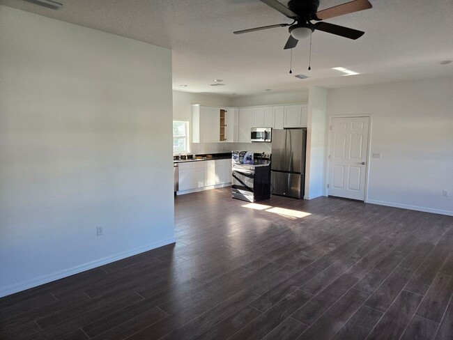 Building Photo - Brand New 3bed 2 bath Home