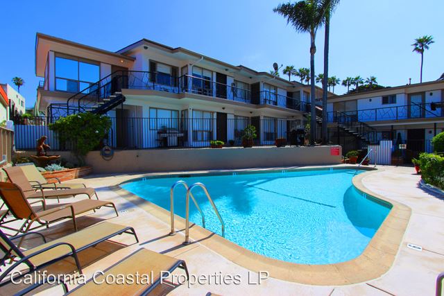 Building Photo - 520 Avenida Victoria