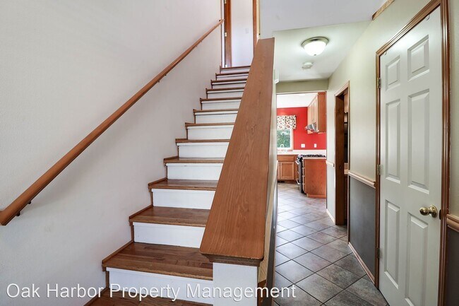 Foto del edificio - 3 br, 2.5 bath House - 193 NW Cherry Hill Lp