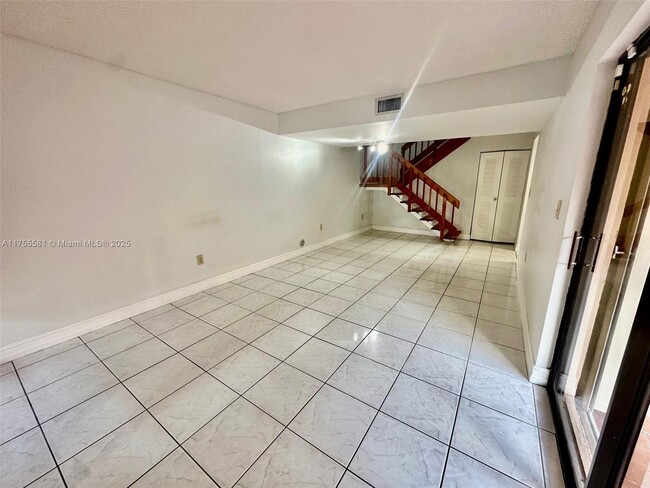 Building Photo - 11800 SW 80th St