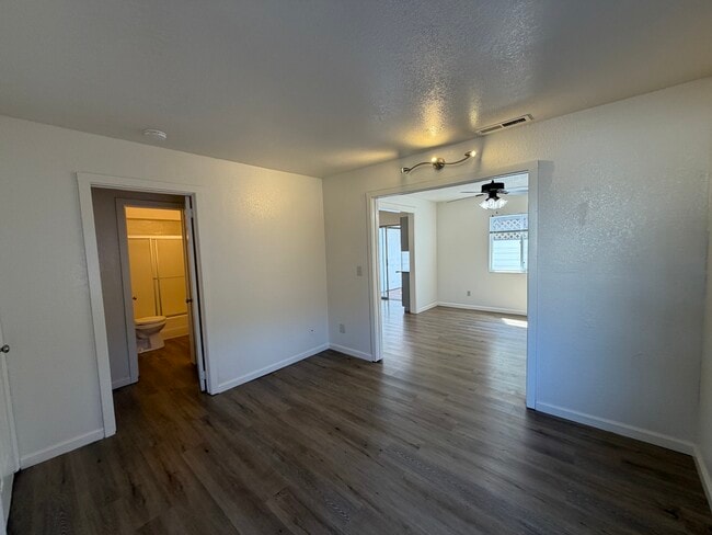 Building Photo - 3145 Keats St