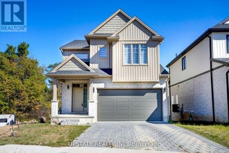 Building Photo - 2694 Bobolink Ln