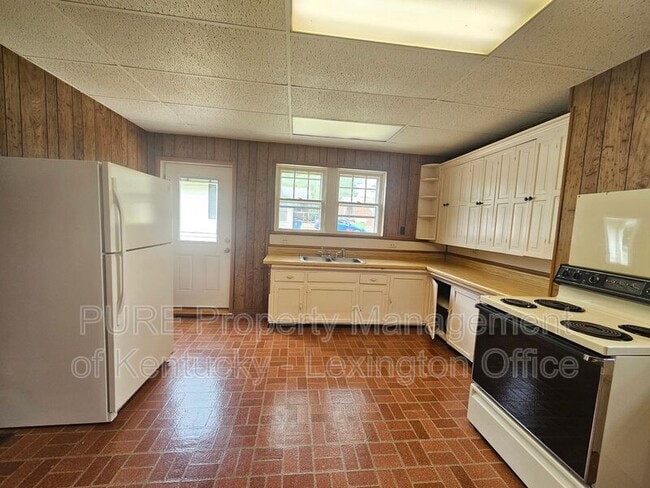 Building Photo - 643 Cane Run St