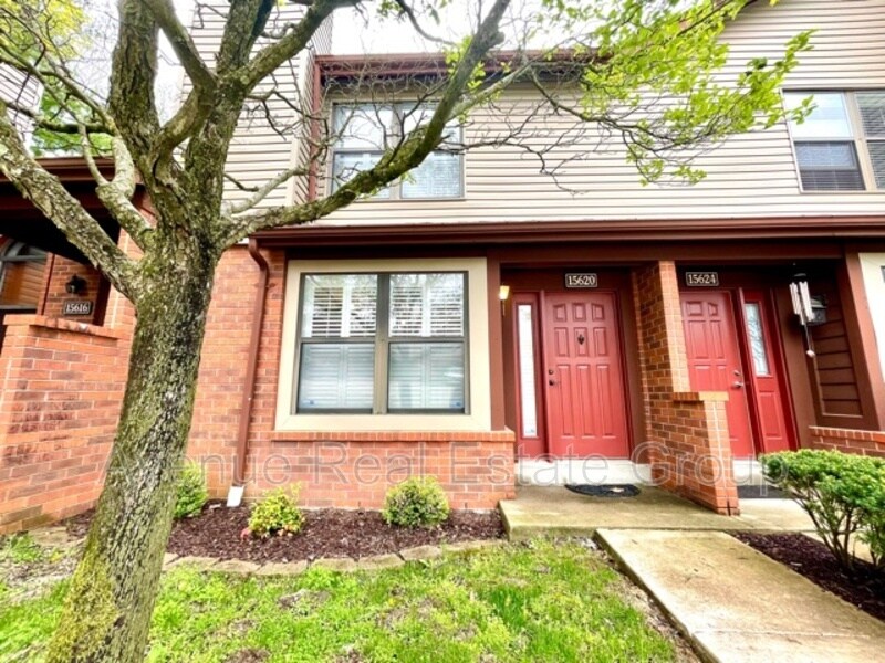 15620 Quail Meadows Dr, Chesterfield, MO 63017 Condo for Rent in