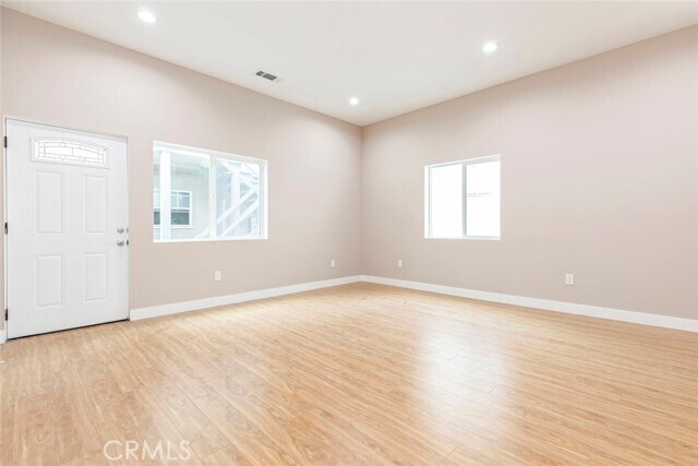Foto del edificio - 741 E Doran St