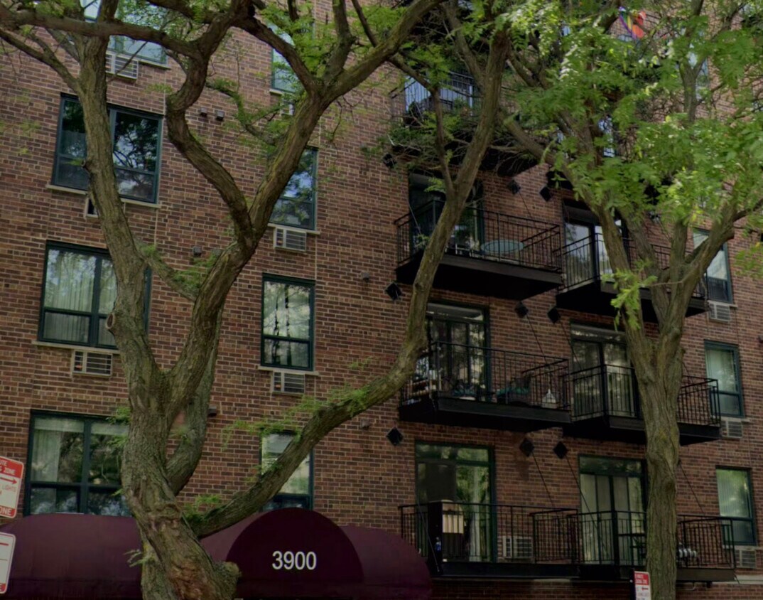 3900 N Pine Grove Ave Unit 303, Chicago, IL 60613 Apartment for Rent