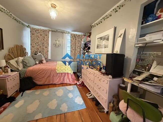 Building Photo - 5 Champney Pl