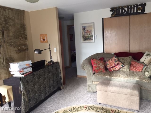 Foto del edificio - 4228 Wintergreen Ln