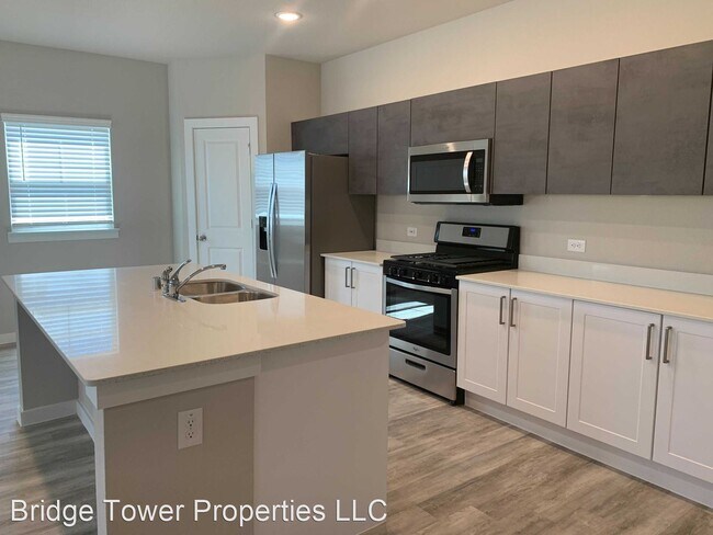 Foto del edificio - 3 br, 2.5 bath House - 4114 Sarno Dr