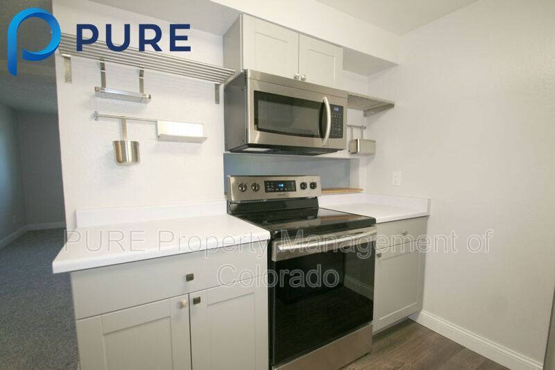 Primary Photo - 1606 Cottonwood Dr