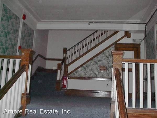 Building Photo - 288 9th St