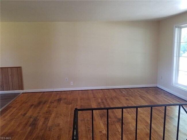 Foto del edificio - 3329 Merriweather St NW