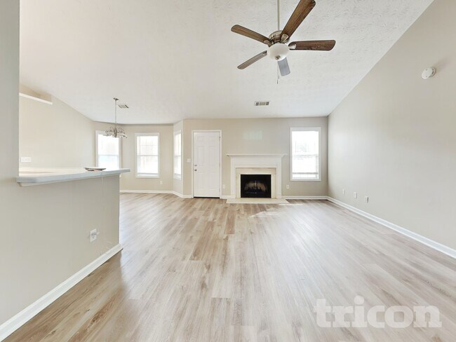 Foto del edificio - 1279 Wentworth Cove Ct