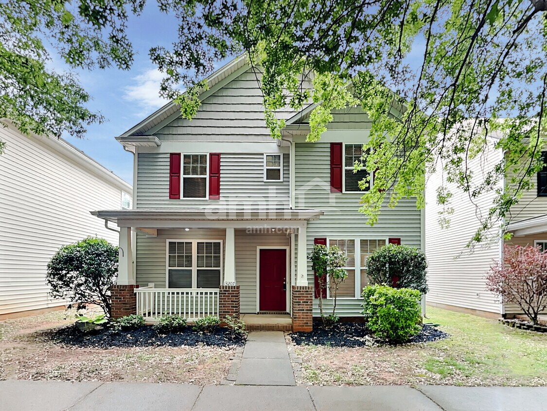 Foto principal - 13207 Meadowmere Rd