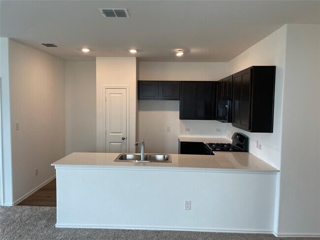 Building Photo - 428 Halfmoon Dr