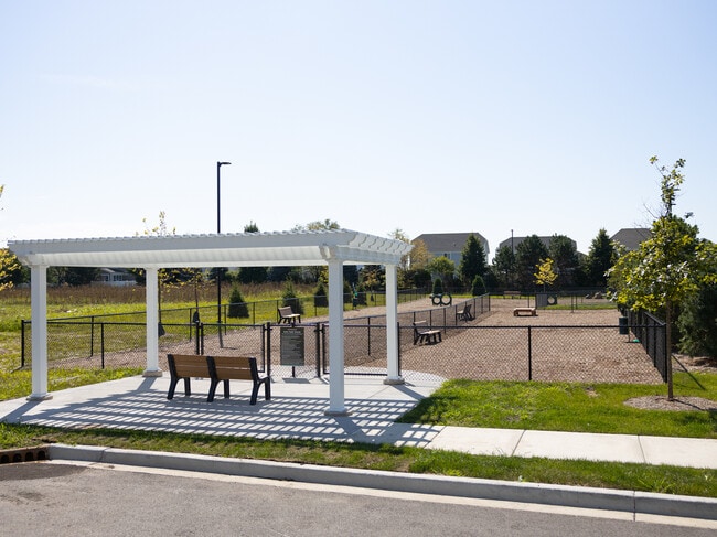 Building Photo - 14710 Wallin Dr