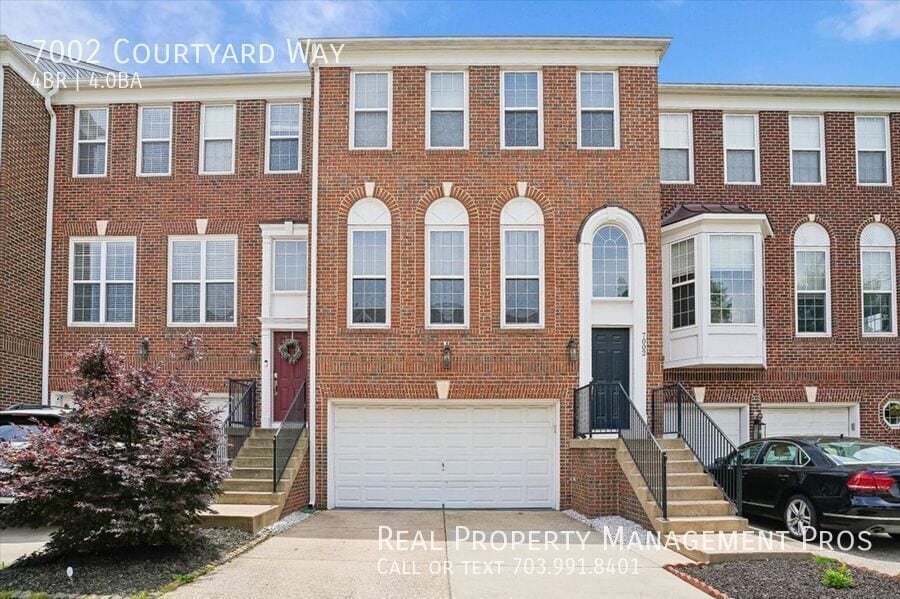 Photo - 7002 Courtyard Way-