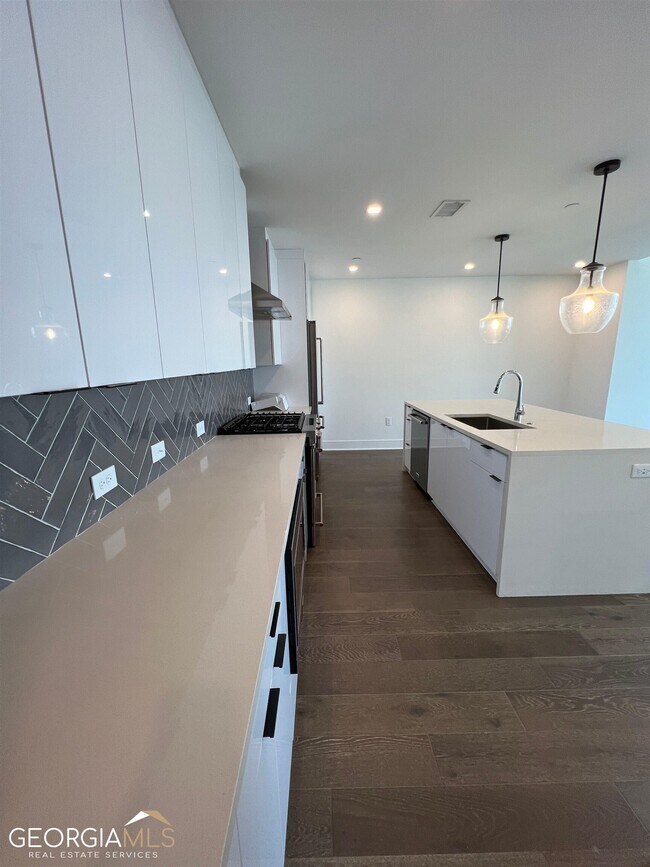Foto del edificio - 788 West Marietta St NW