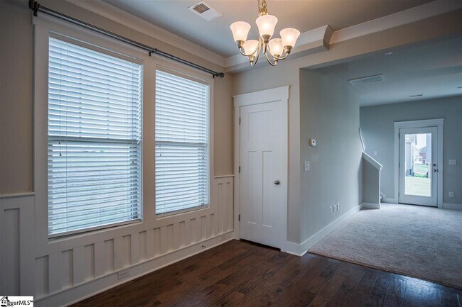 Kitchen Storage - 514 Meritage St