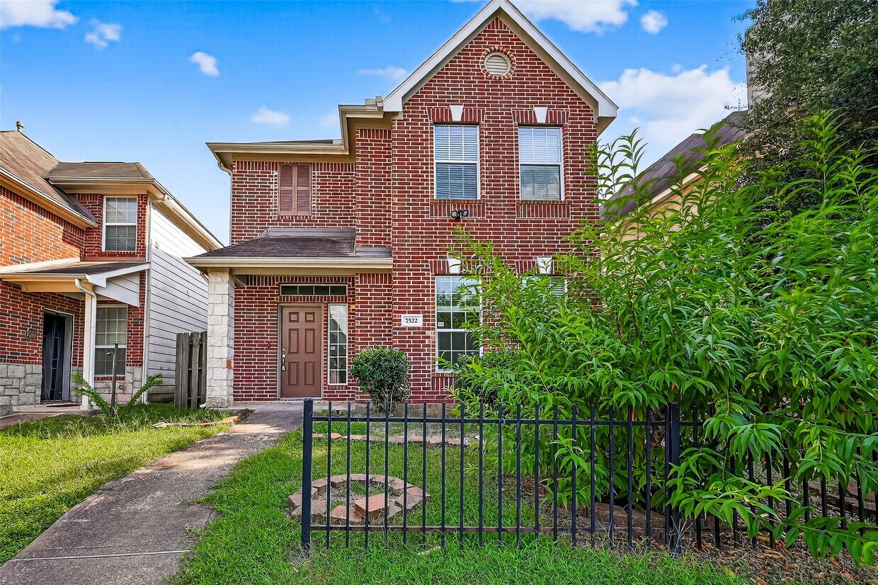 Foto principal - 7522 Autumn Sun Dr