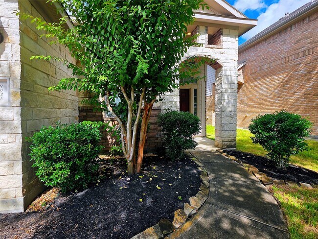 Foto del edificio - 6038 Starbrook Creek Dr
