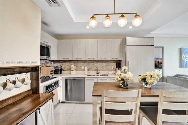 Building Photo - 45 SW 9th St