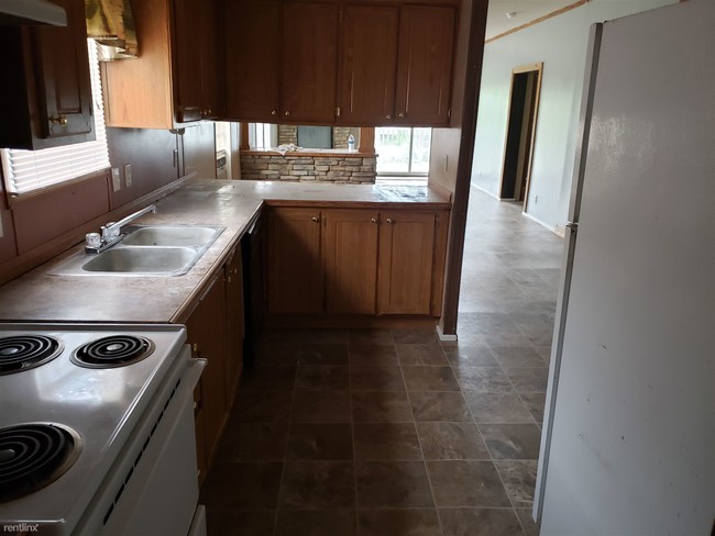 Building Photo - 3 br, 2 bath Mobile Home - 201 E Charity St