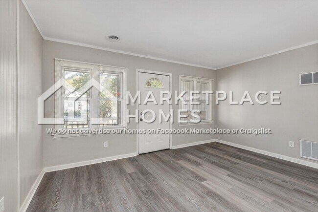 Building Photo - 7094 Fisher Ave