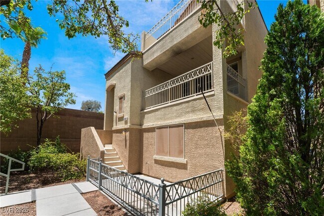 Foto del edificio - 9169 Column Ct