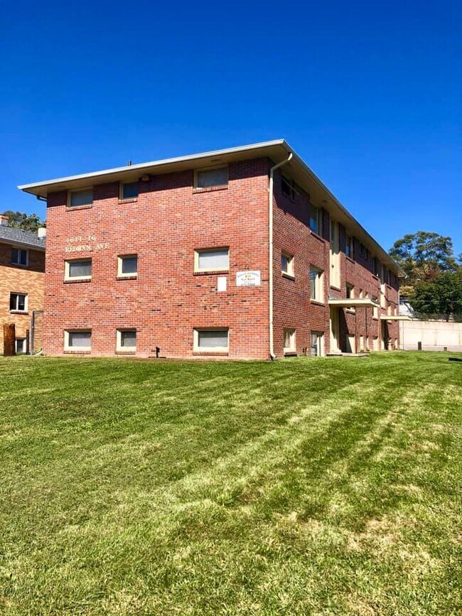 Building Photo - 4602 Redman Ave