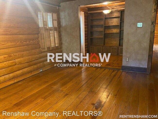 Building Photo - 4 br, 3.5 bath House - 380 Reid Hooker Rd S