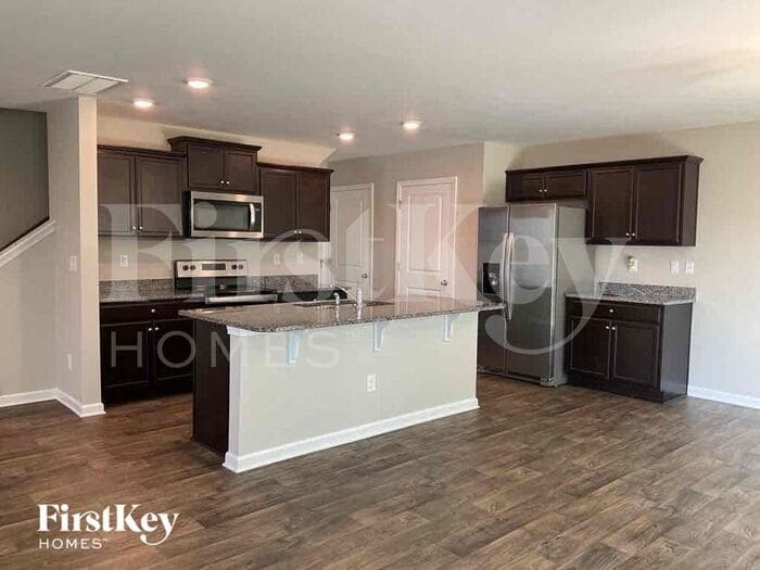 Building Photo - 3068 Green Apple Dr