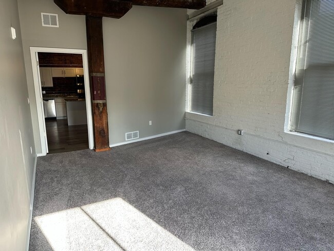 Interior Photo - Blaul Lofts