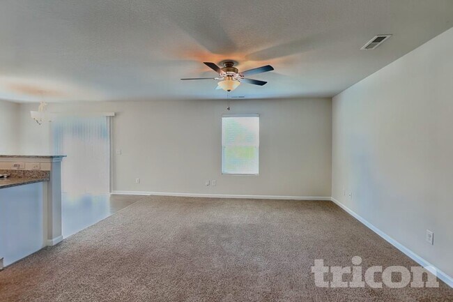 Foto del edificio - 3314 Ellingford Rd