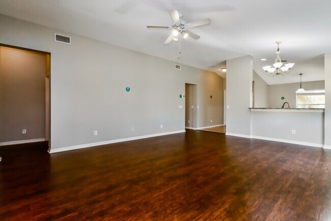 Foto del edificio - 11921 Autumn Creek Dr