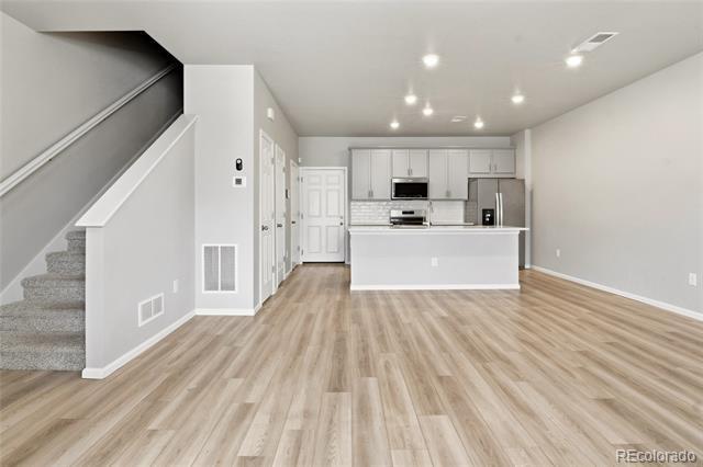 Building Photo - 11433 W Belleview Dr