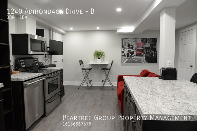 Photo du bâtiment - Amazing Adirondack-3BR Apartment @ALGONQUI...