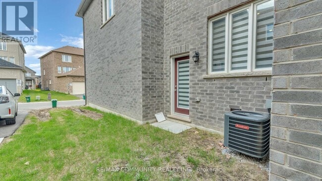 Building Photo - 14 Waterleaf Rd