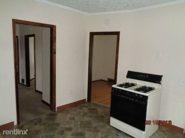 Building Photo - 4 br, 2 bath Apartment - 262 Webster Ave