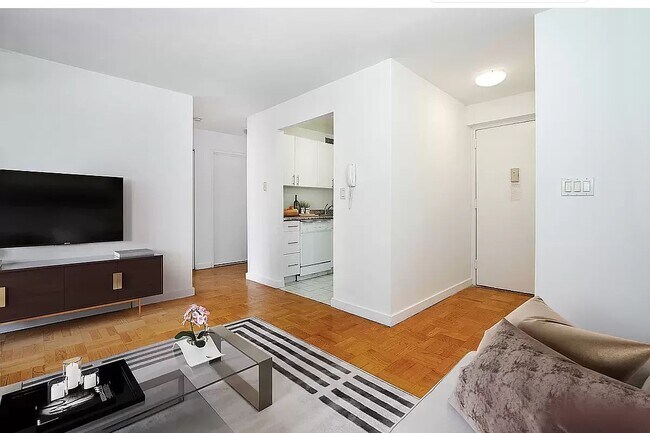 Building Photo - 227 Mulberry Street