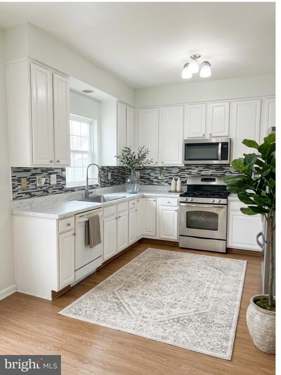 Building Photo - 15164 Brazil Cir