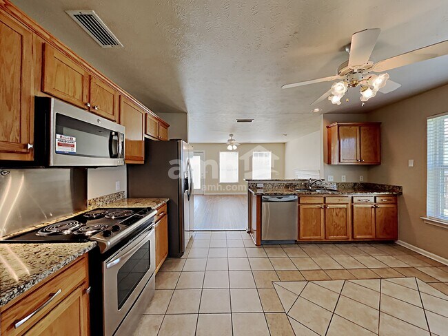 Building Photo - 4489 Lavergne Couchville Pike