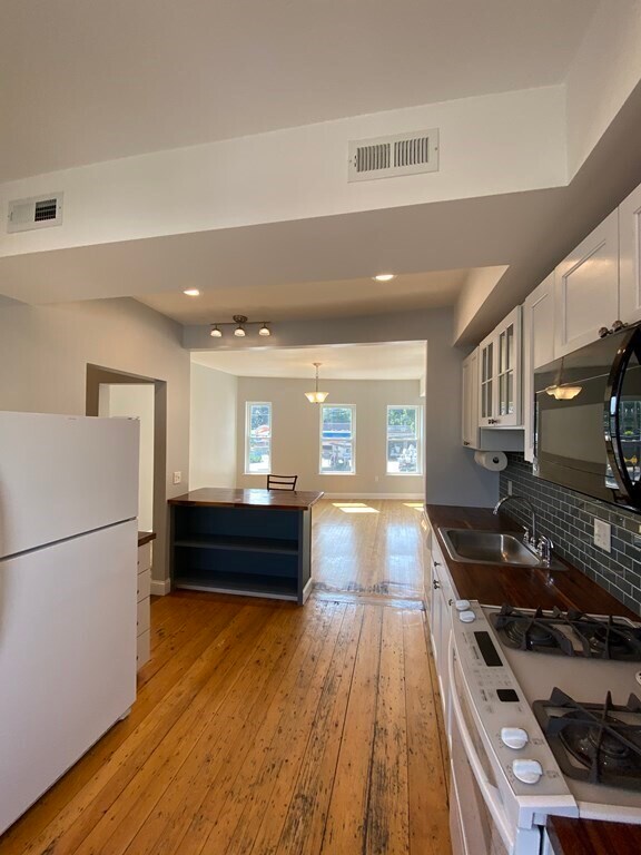 Foto del edificio - 3 Bellevue St