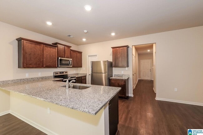 Building Photo - 6147 Rainbow Row