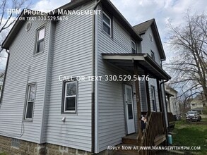 Building Photo - 497 Sumner St