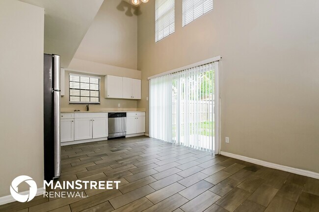 Foto del edificio - 604 Breezeway Ct