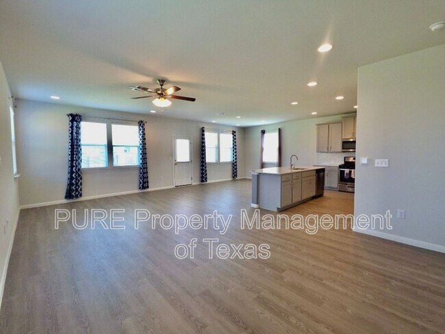 Foto del edificio - 10400 Alemoor Dr