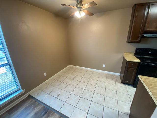 Foto del edificio - 241 N Sherman St