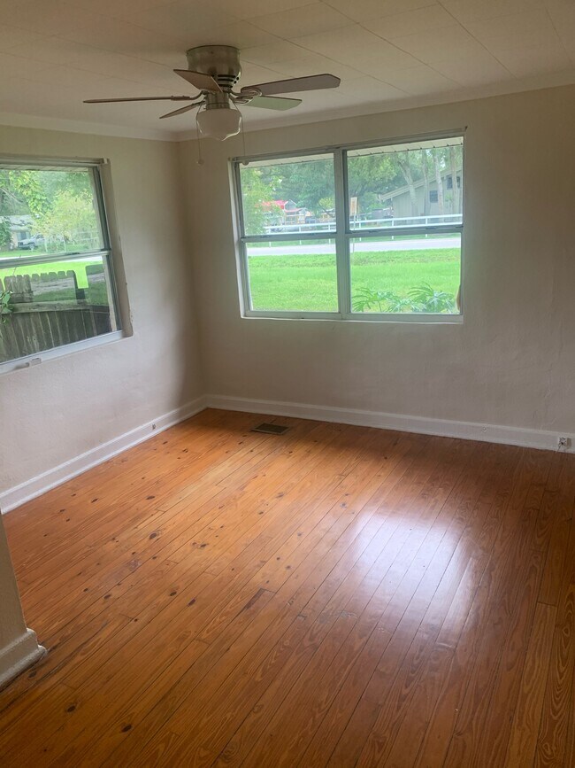 Foto del edificio - 3845 K-Ville Ave